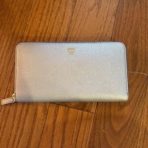 MCM Wallet
